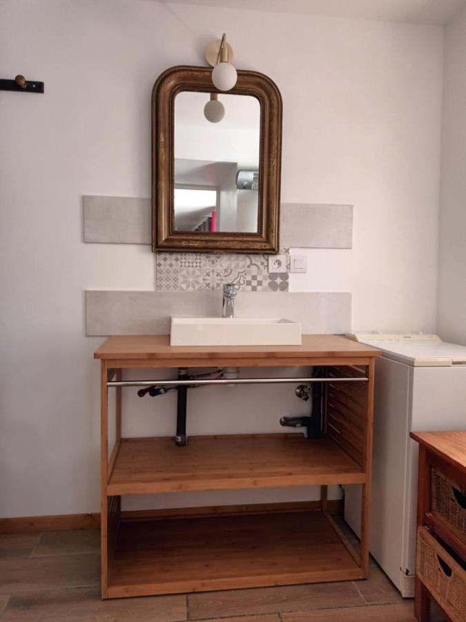 Studio Du Clocher Rigarda Luaran gambar