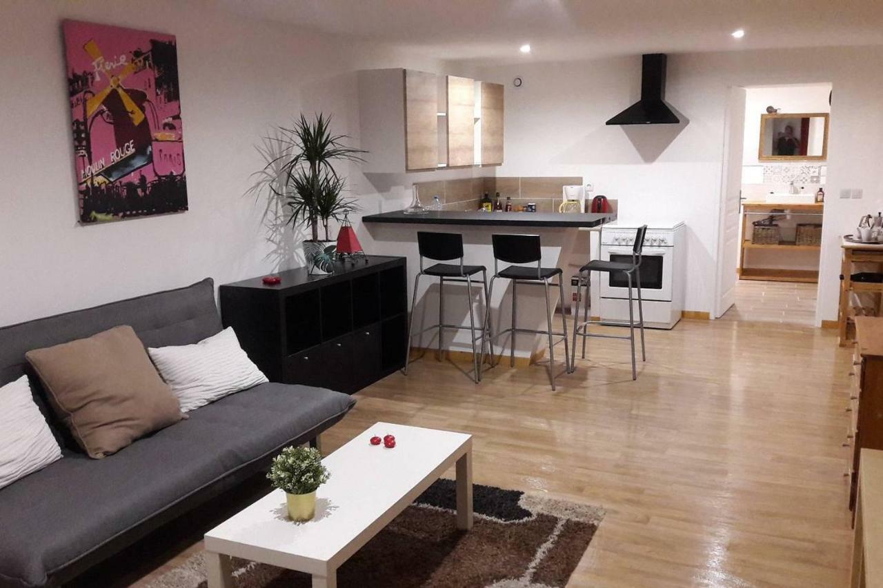 Studio Du Clocher Rigarda Luaran gambar